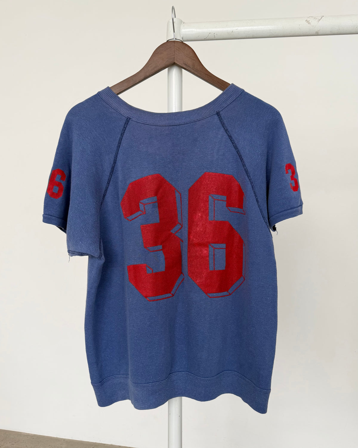 70s sweatshirt