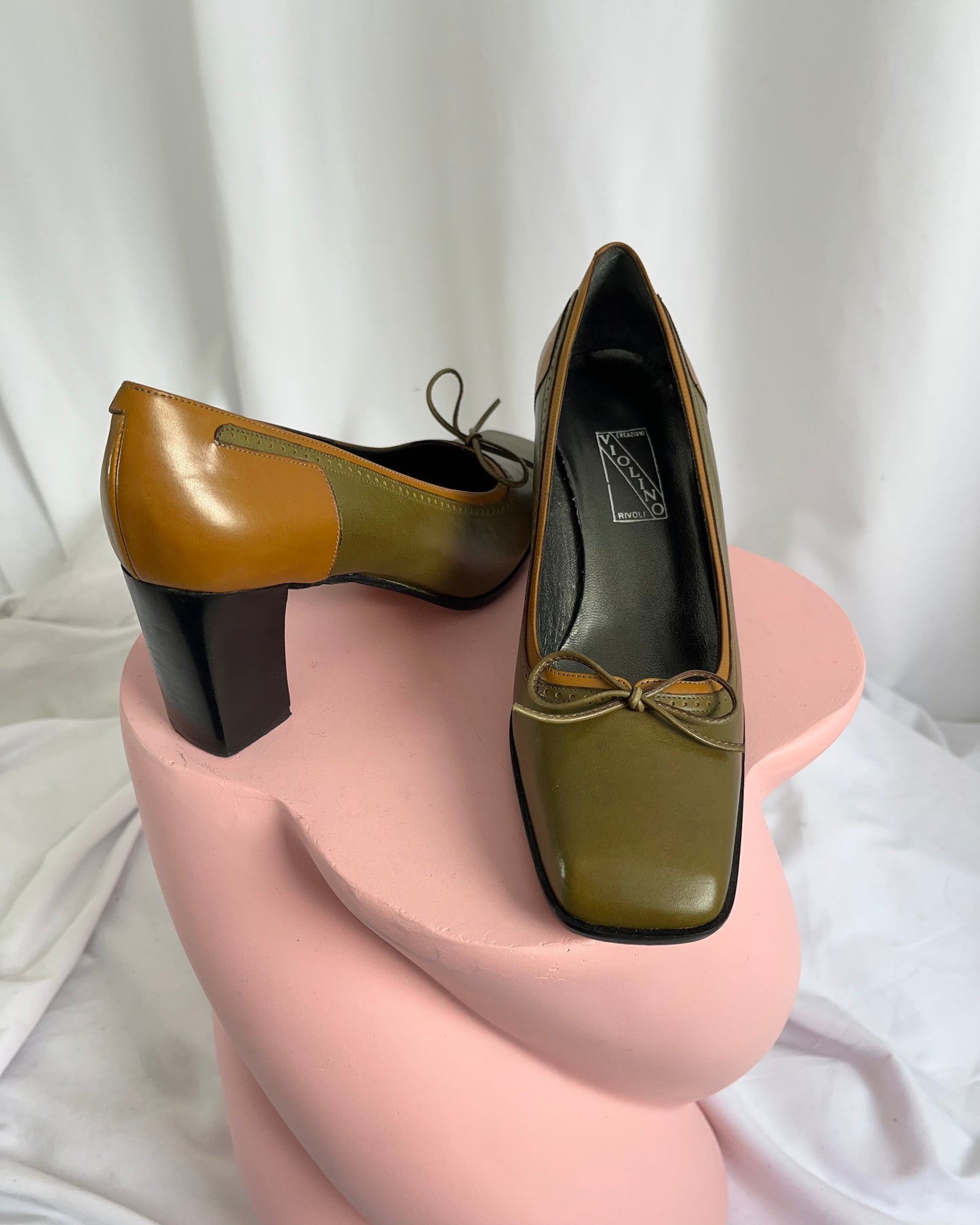 court heels, UK 5