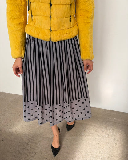 striped skirt