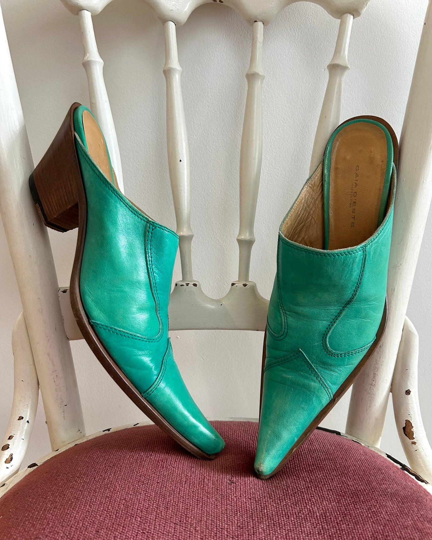 leather mules