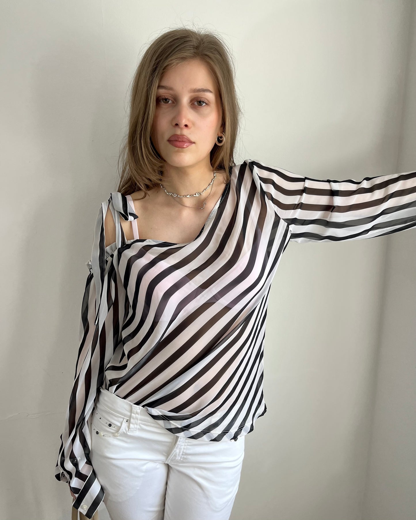 striped blouse, M