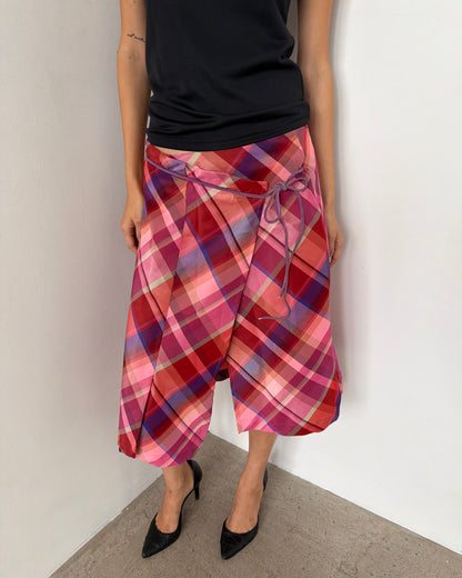 tartan skirt