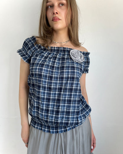 off the shoulder top, S