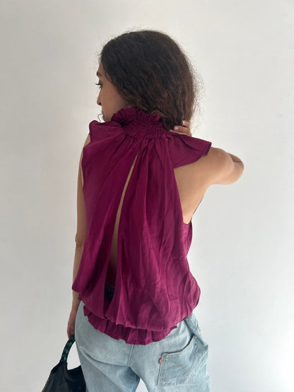keyhole top