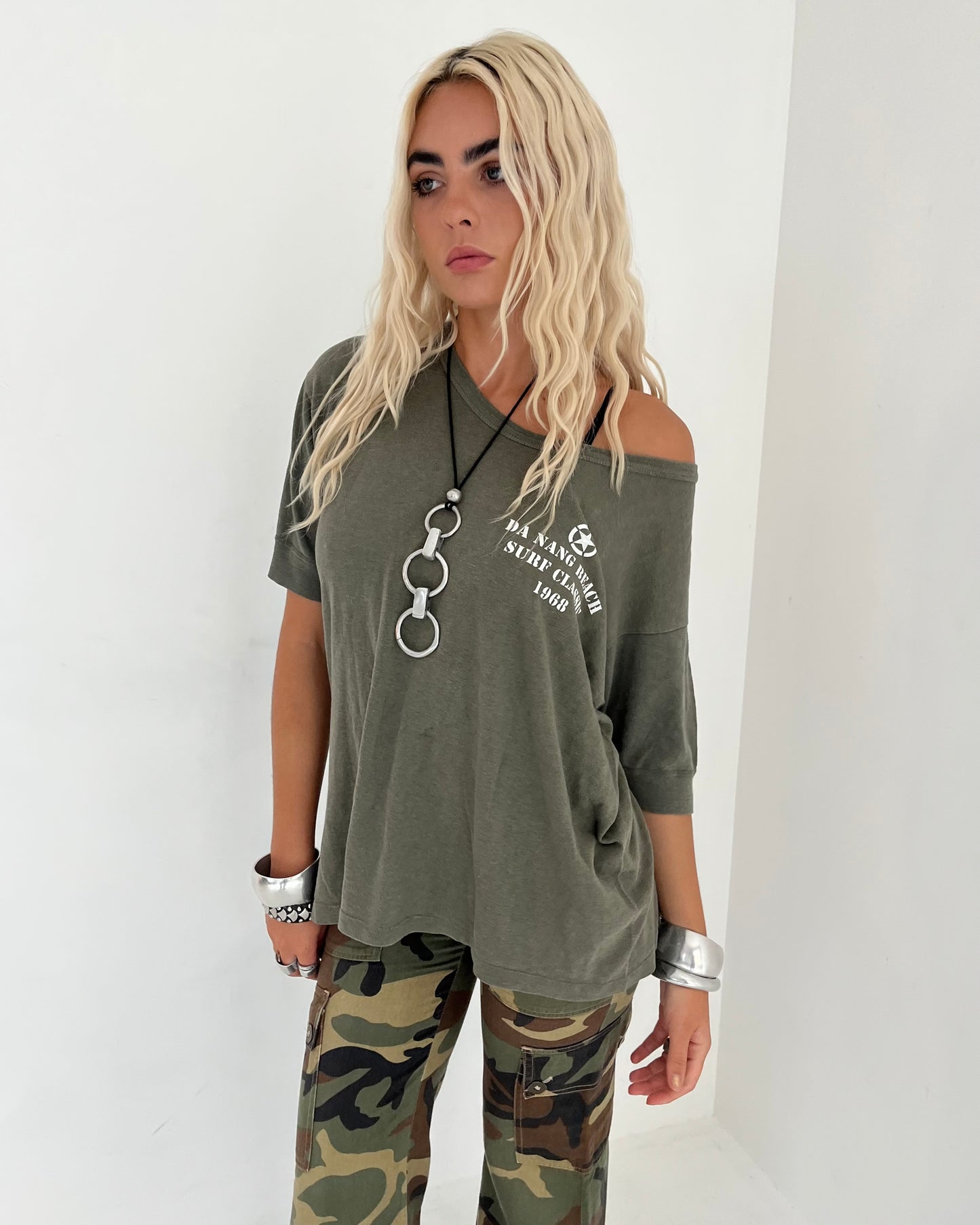 graphic tee, L