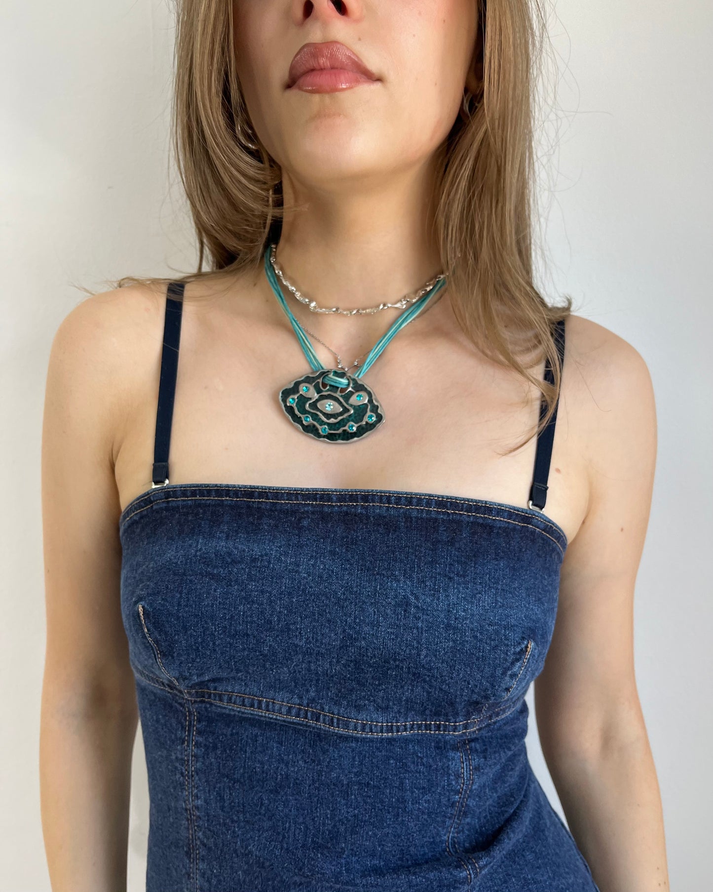 pendant necklace