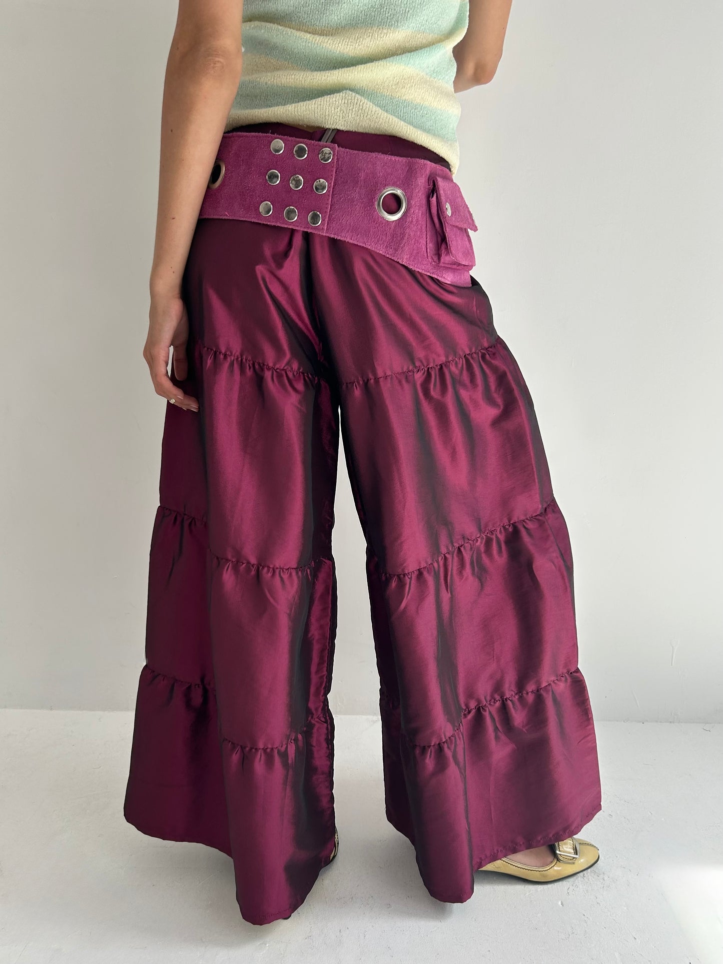 wide leg trousers