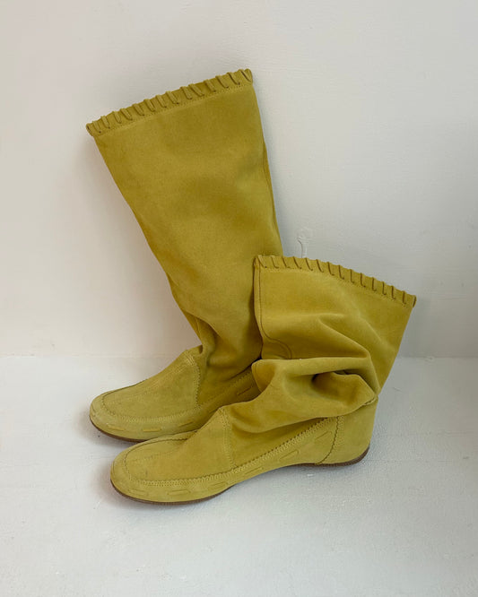 suede boots