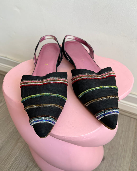 beaded flats, UK 5.5