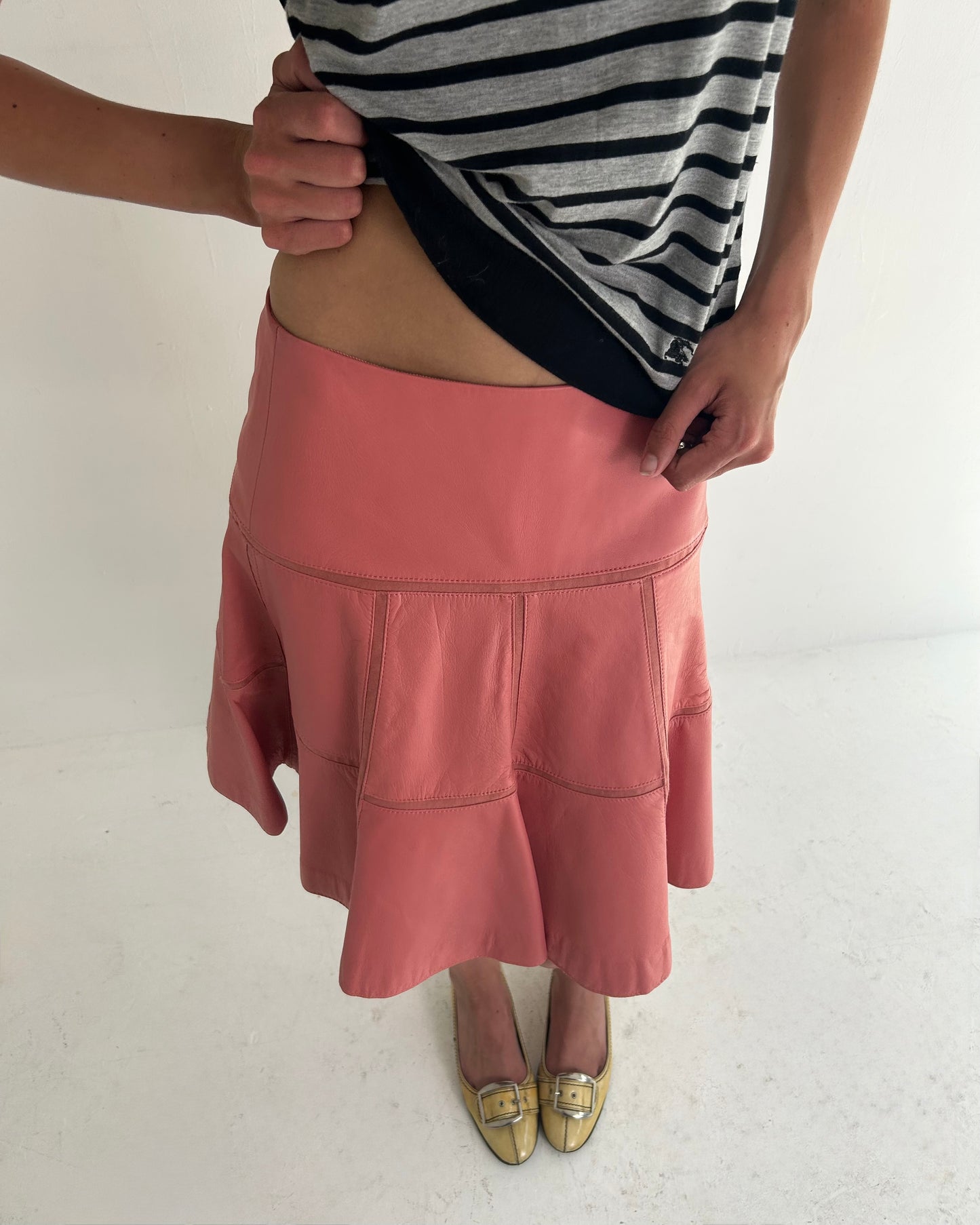 leather skirt