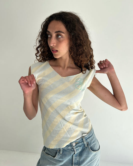 Adidas tee