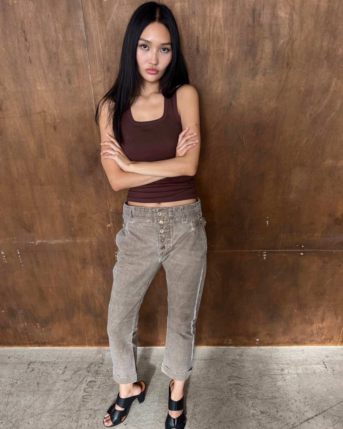buckle-back trousers